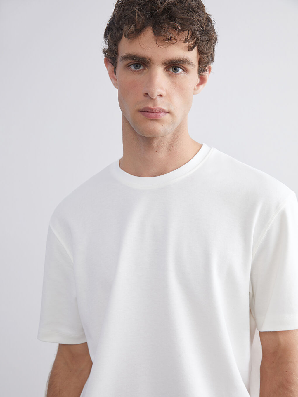 Ekru Bisiklet Yaka Erkek Tişört-2