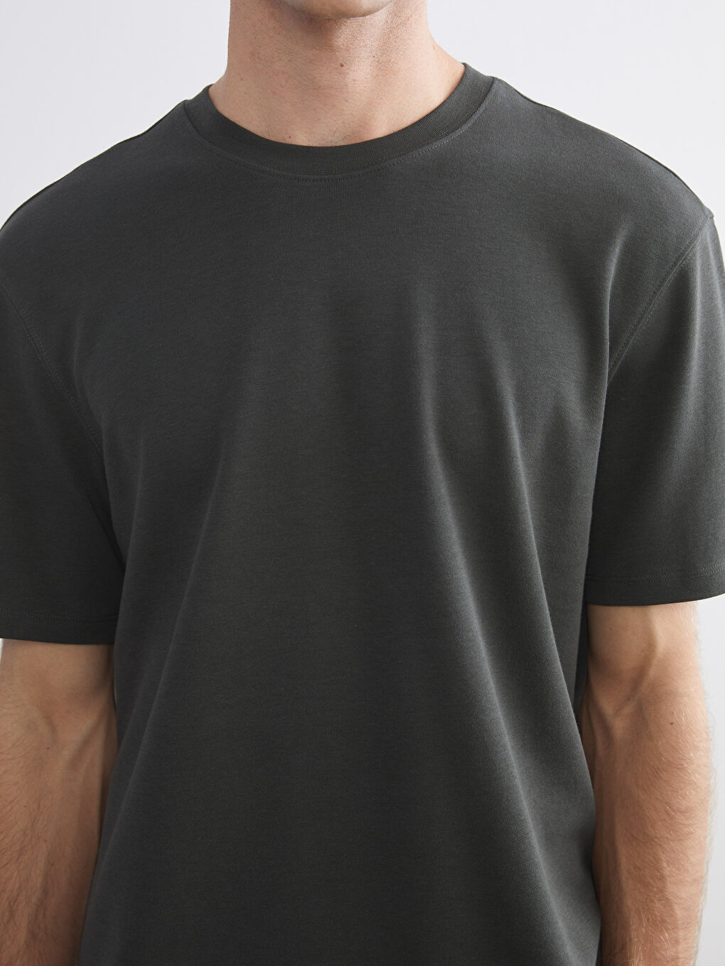 Haki Bisiklet Yaka Erkek Tişört-2