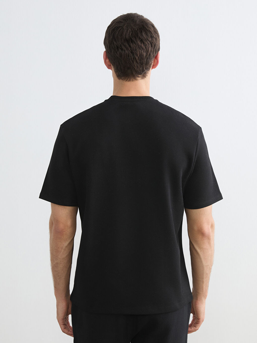 Siyah Bisiklet Yaka Erkek Tişört-6