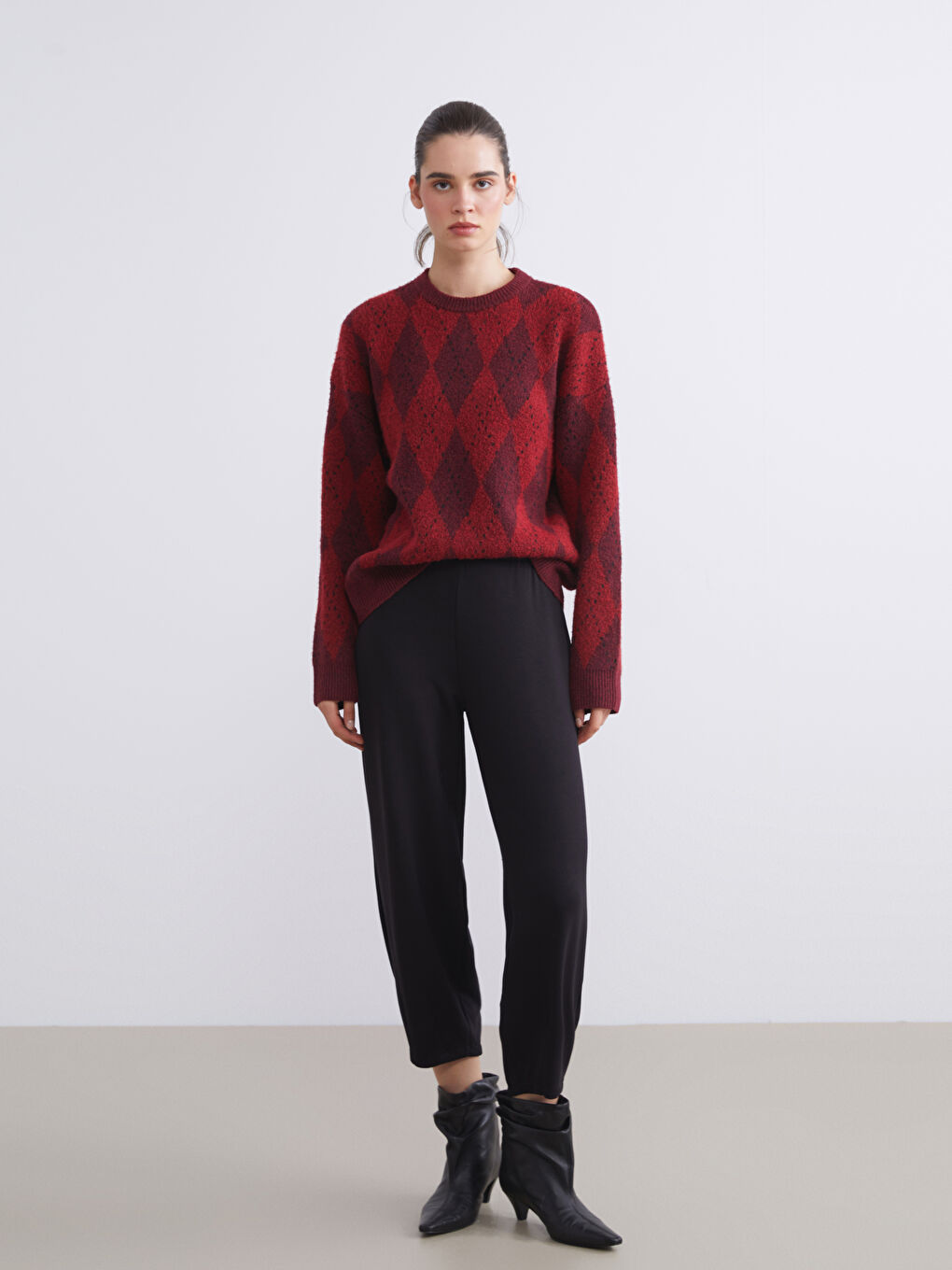 Свитер Женский Оверсайз с Аргайл Узором Трикотажный-1