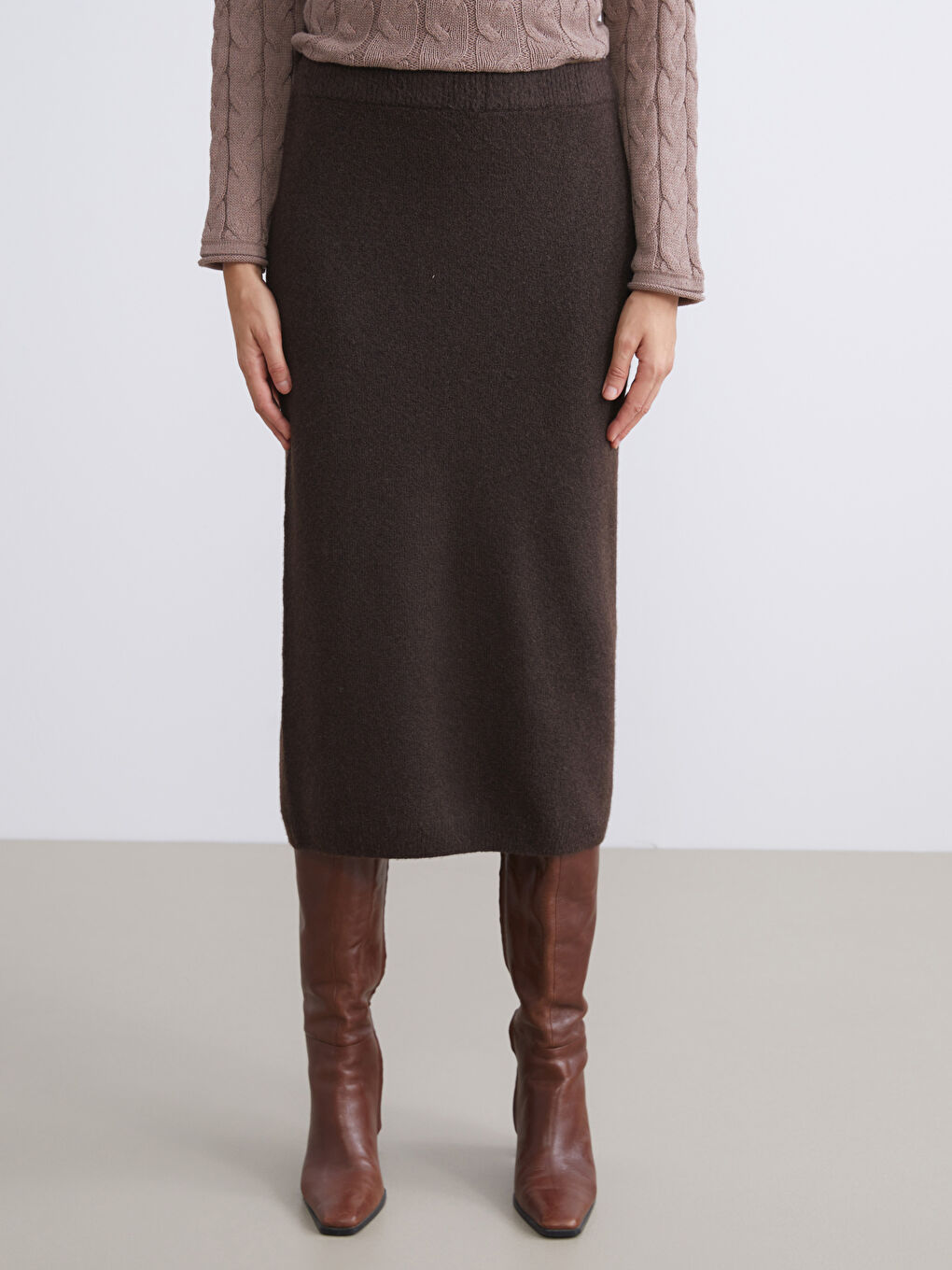 Elasticated Waist Women's Knitwear Skirt-1