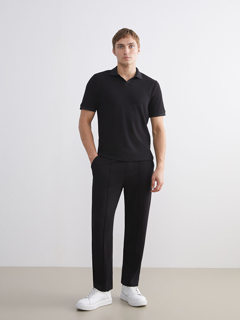 Siyah Standart Kalıp Erkek Eşofman Altı-1