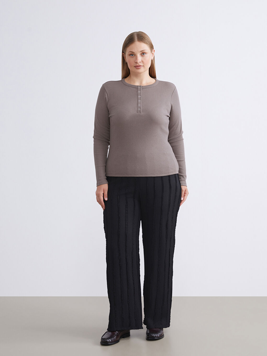 Elasticated Waist Textured Women's Trousers-1