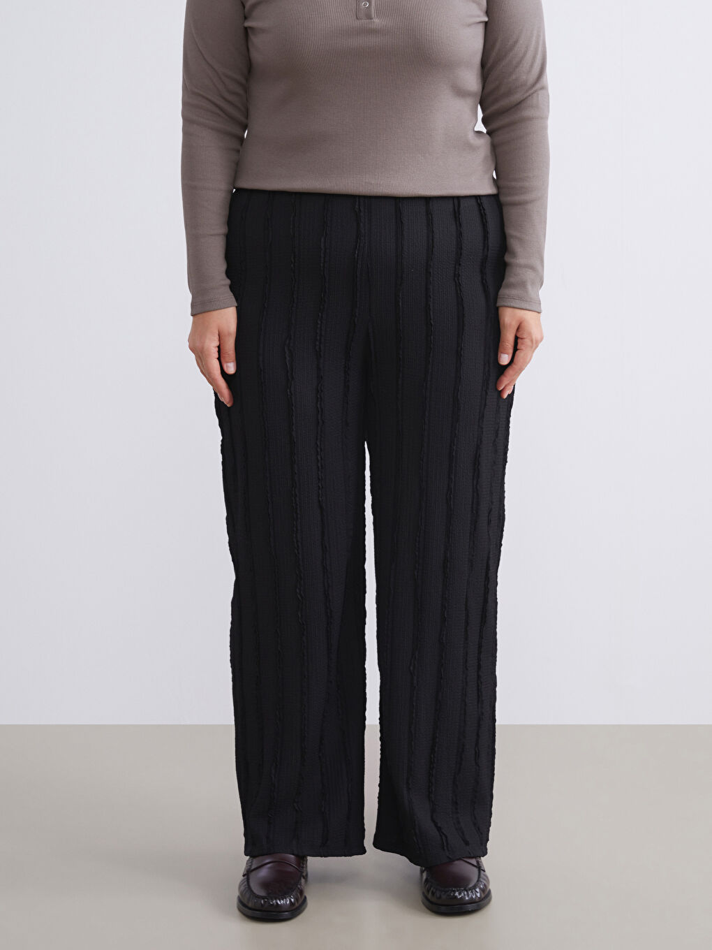 Elasticated Waist Textured Women's Trousers-5