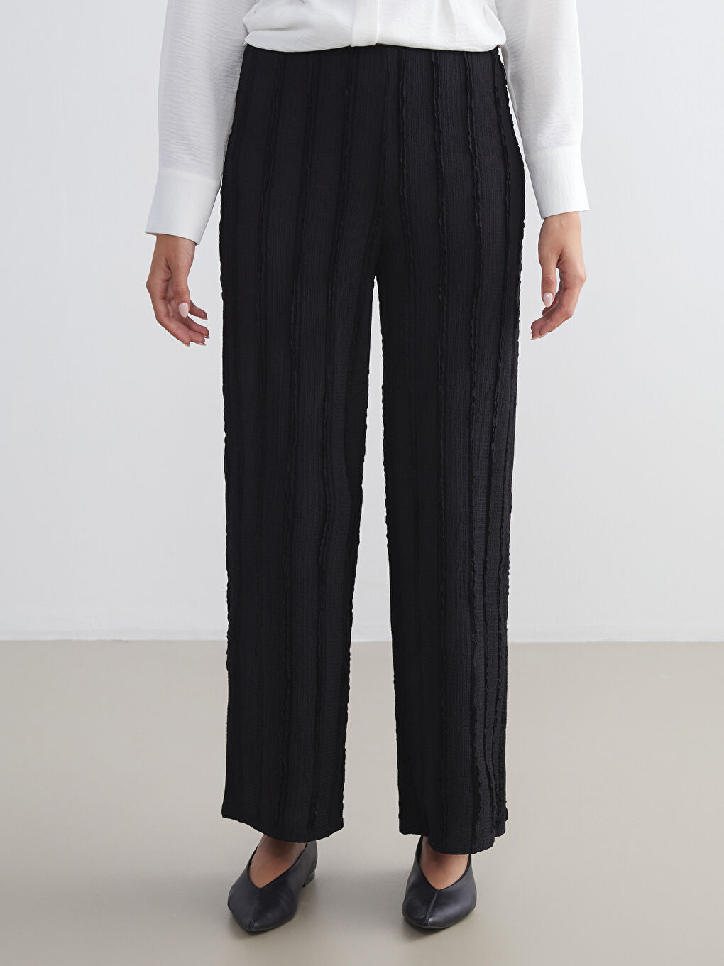 Elasticated Waist Textured Women's Trousers-2