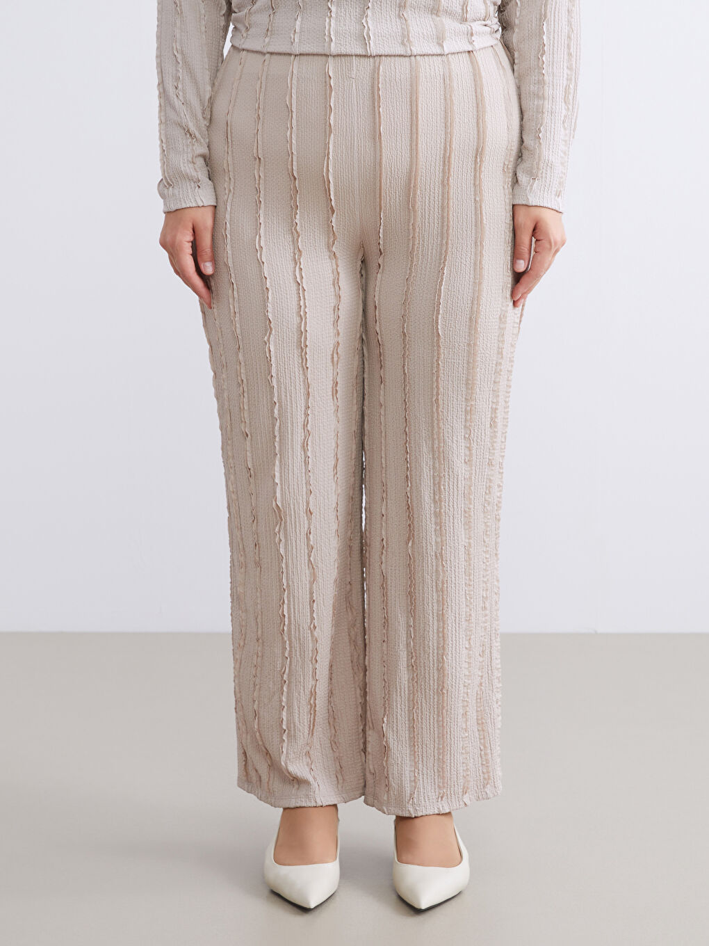 Elasticated Waist Textured Women's Trousers-1
