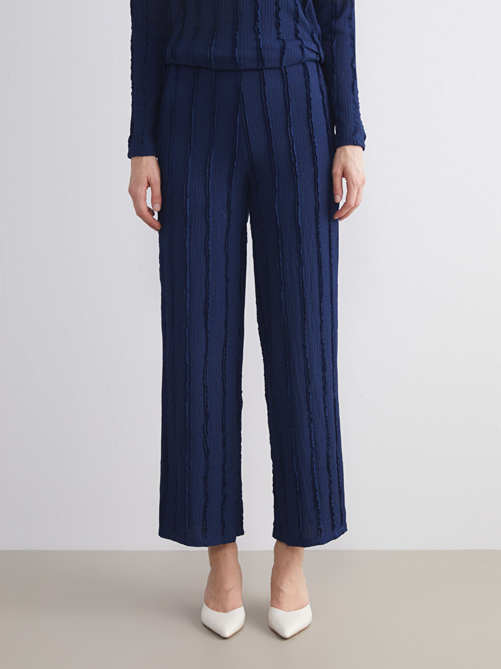 Elasticated Waist Textured Women's Trousers-1