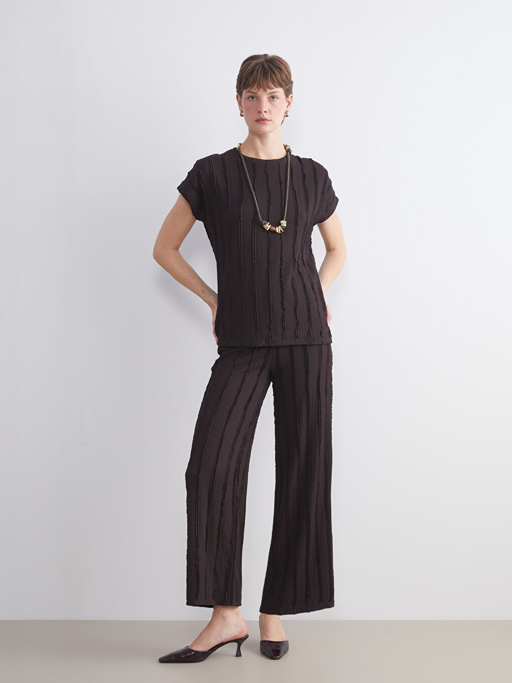 Elasticated Waist Textured Women's Trousers