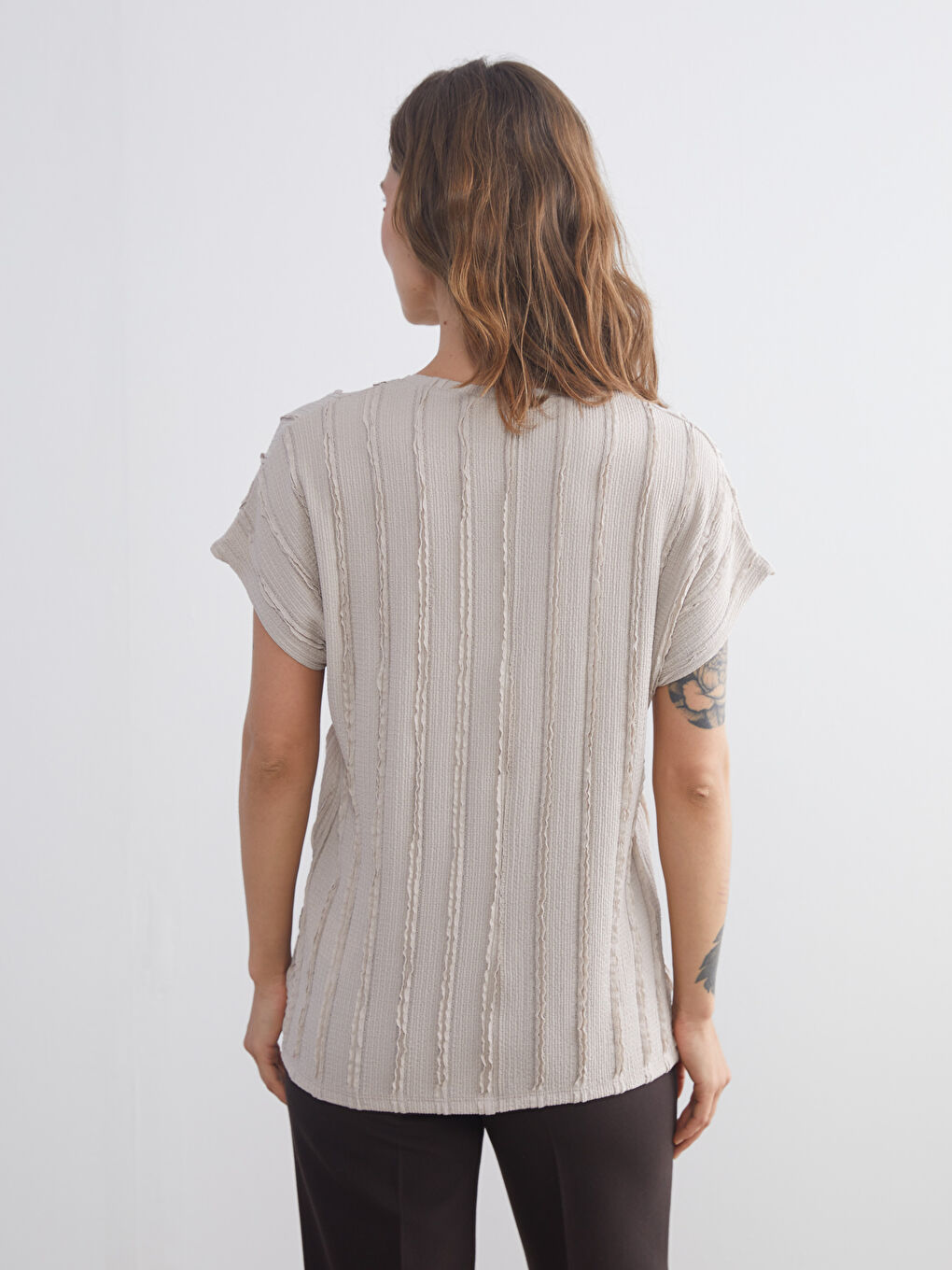 LCWAIKIKI Classic Crew Neck Textured Women's T-Shirt -W5IS77Z8-QYF