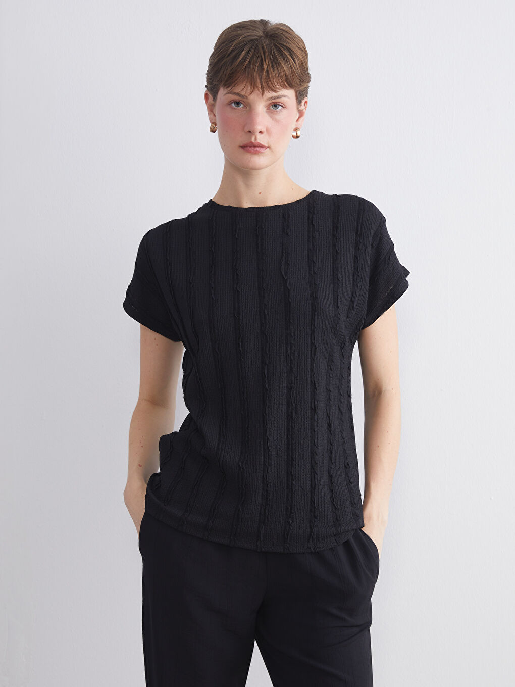 LCWAIKIKI Classic Crew Neck Textured Women's T-Shirt -W5IS77Z8-CVL