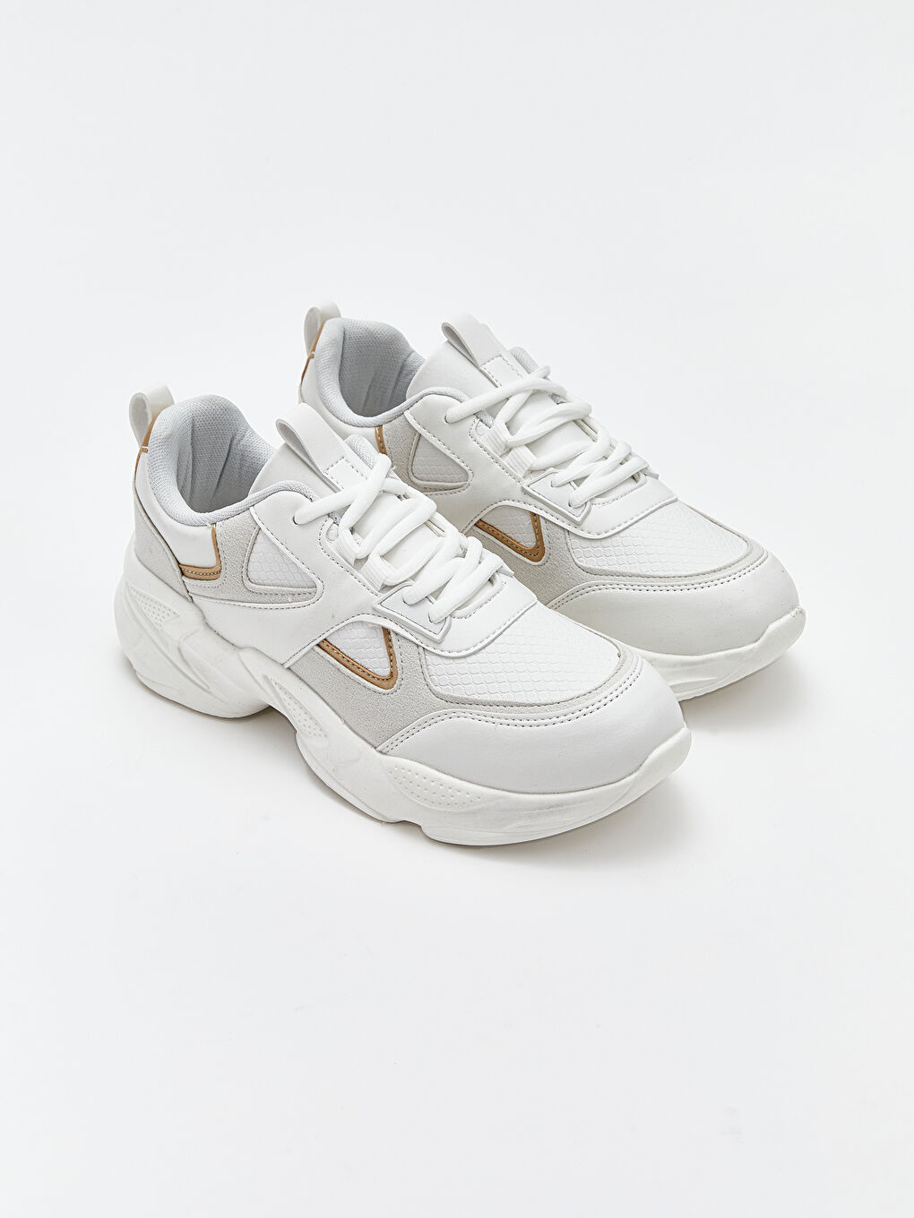 Beyaz File Detaylı Bağcıklı Kadın Spor Ayakkabı