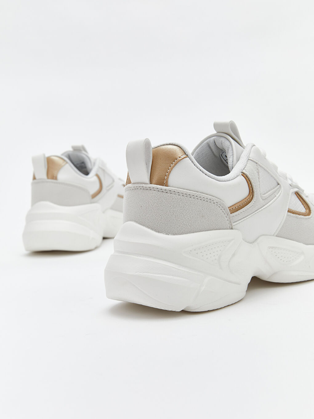 Beyaz File Detaylı Bağcıklı Kadın Spor Ayakkabı-4