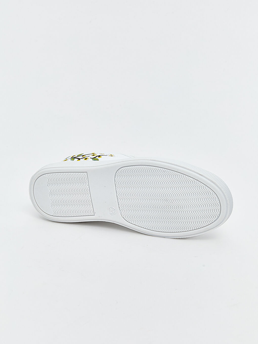 Beyaz Deri Görünümlü Kadın Spor Ayakkabı-3