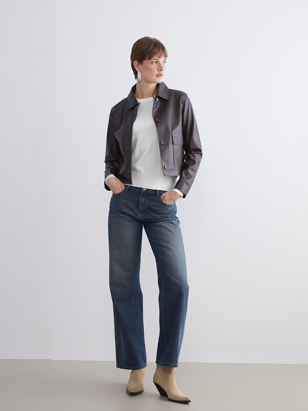 Kahverengi Gömlek Yaka Kadın Deri Görünümlü Ceket-1