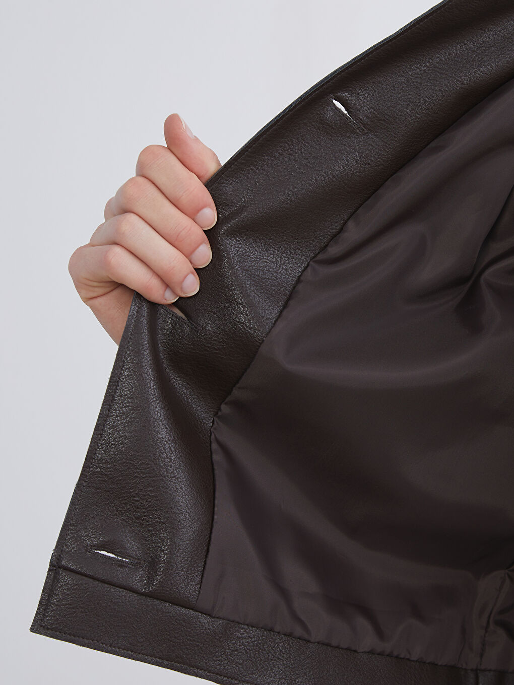 Kahverengi Gömlek Yaka Kadın Deri Görünümlü Ceket-2