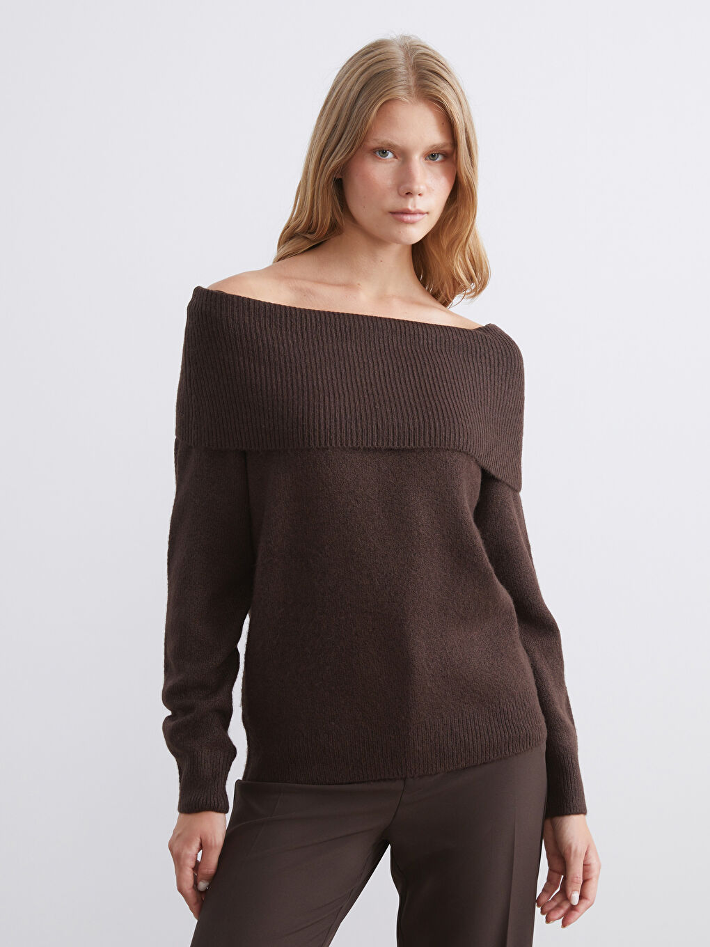 Schulterfreier Ausschnitt Damen Strickpullover