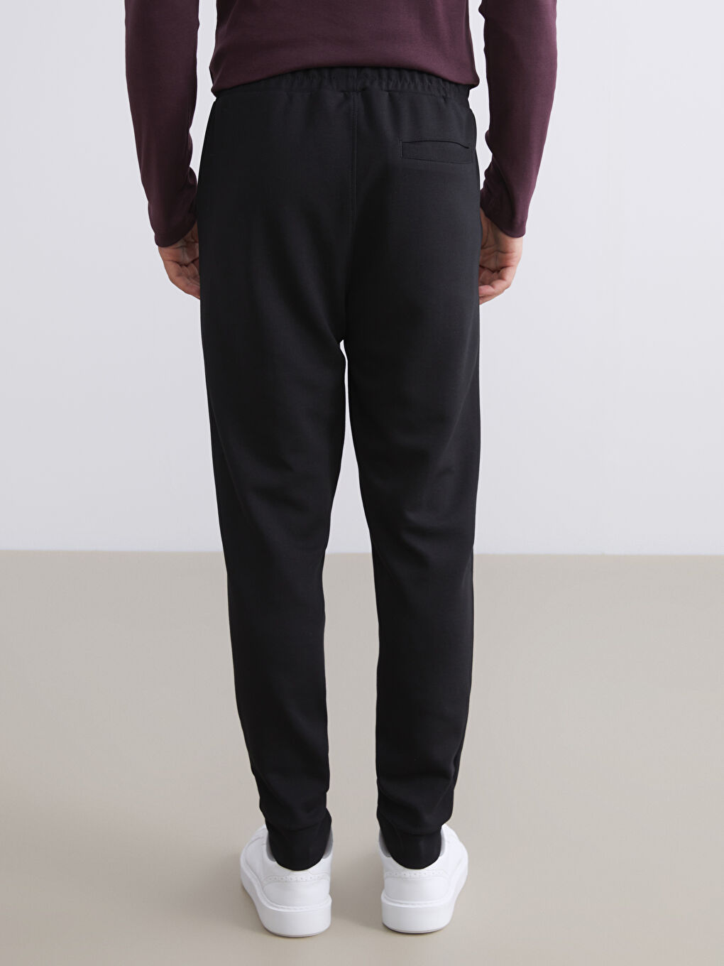 Standard Fit Men's Jogger Sweatpants-3