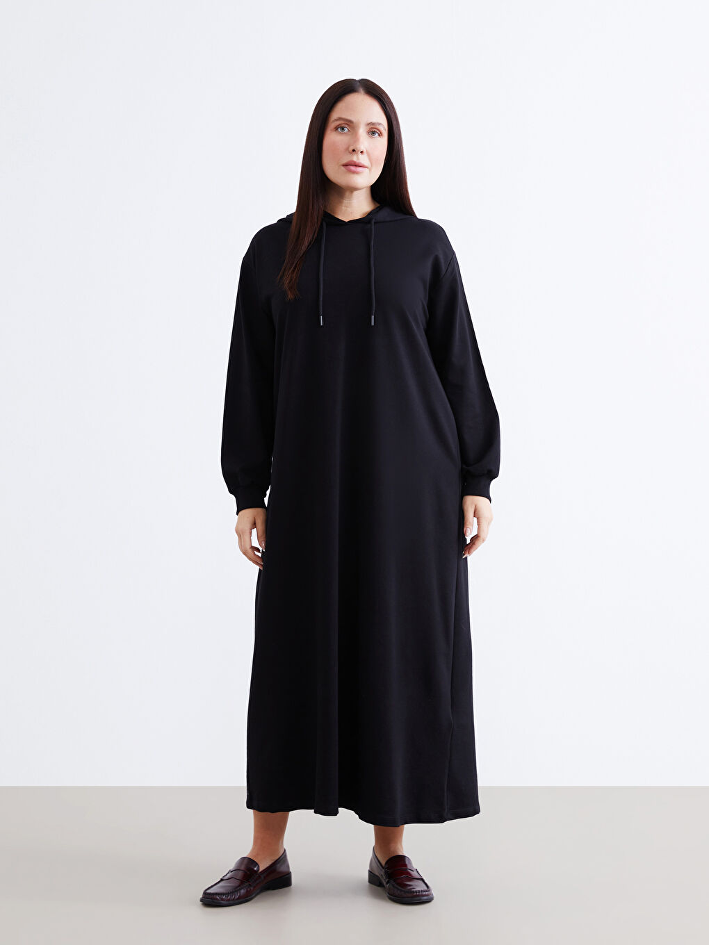 Siyah Kapüşonlu Sweatshirt Elbise-1