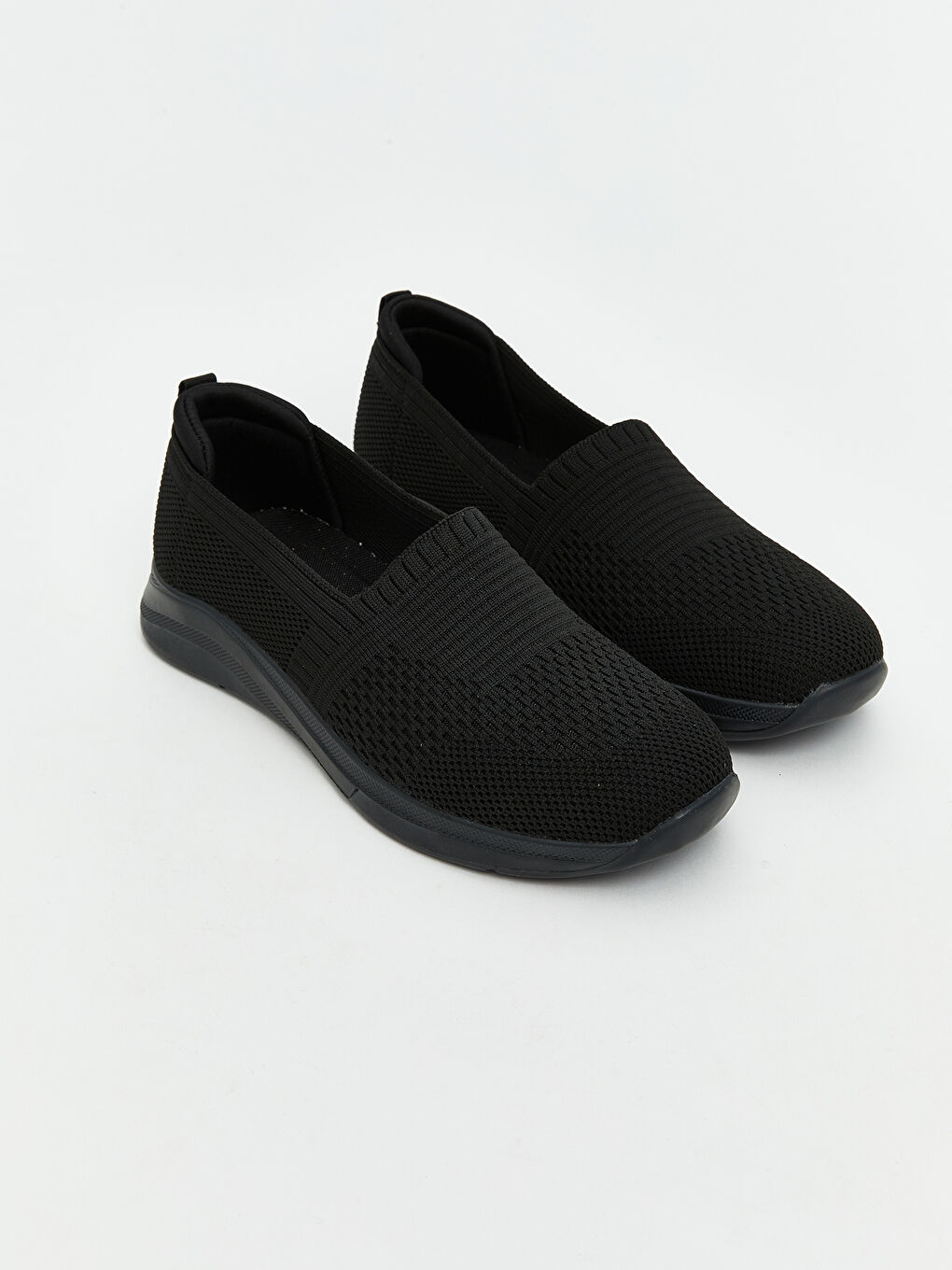 Siyah Fileli Kadın Spor Ayakkabı