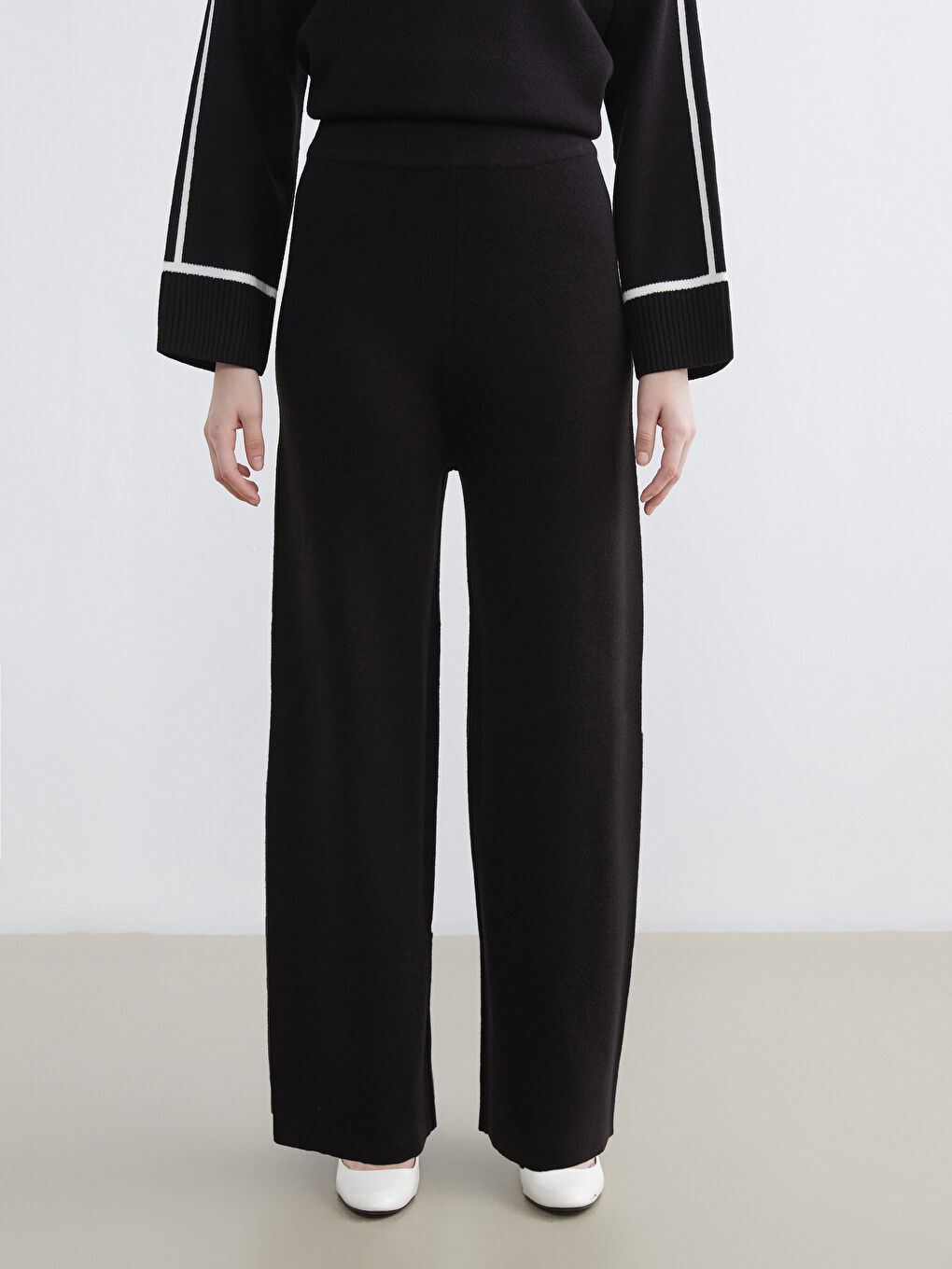 Elasticated Waist Wide Leg Women's Knitwear Trousers-1