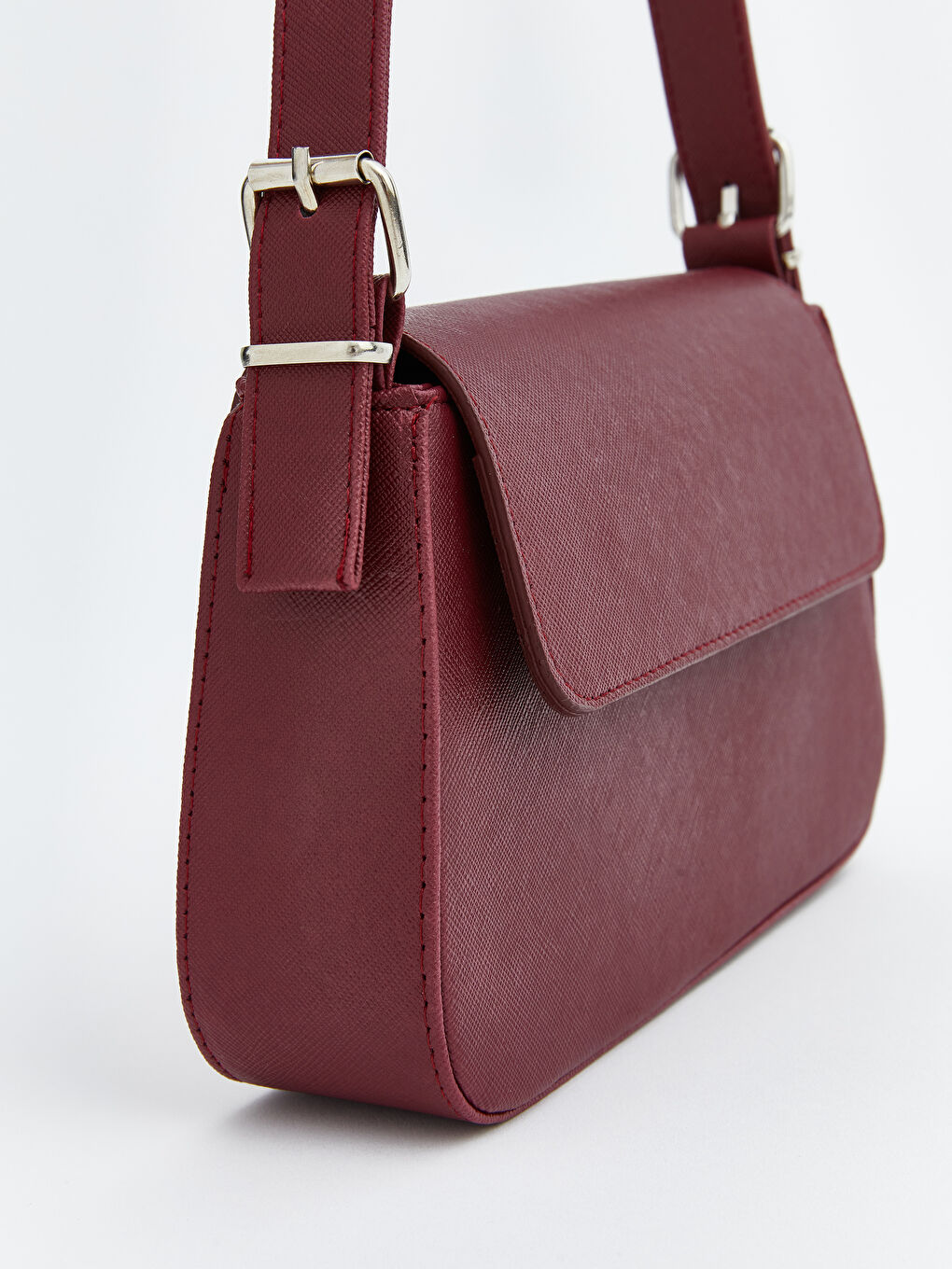 Bordo Deri Görünümlü Kadın Kol Çantası-4