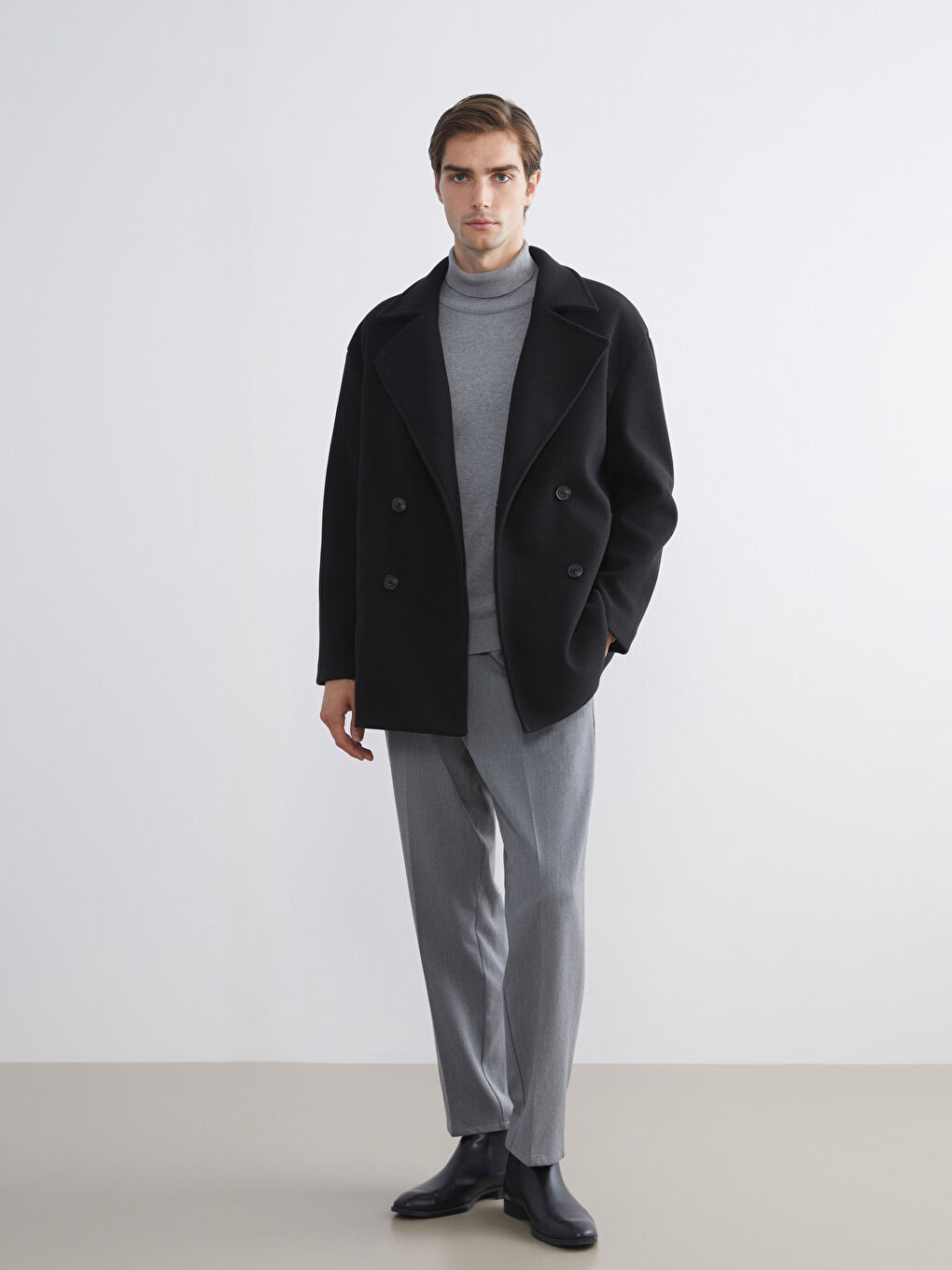 Siyah Standart Kalıp Erkek Kaşe Kaban-1