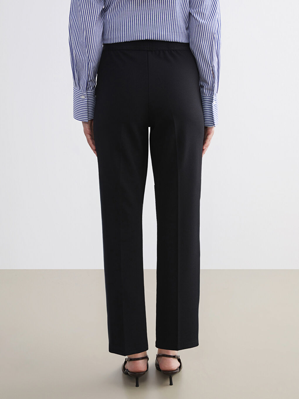 Siyah Beli Lastikli Kadın Pantolon-4