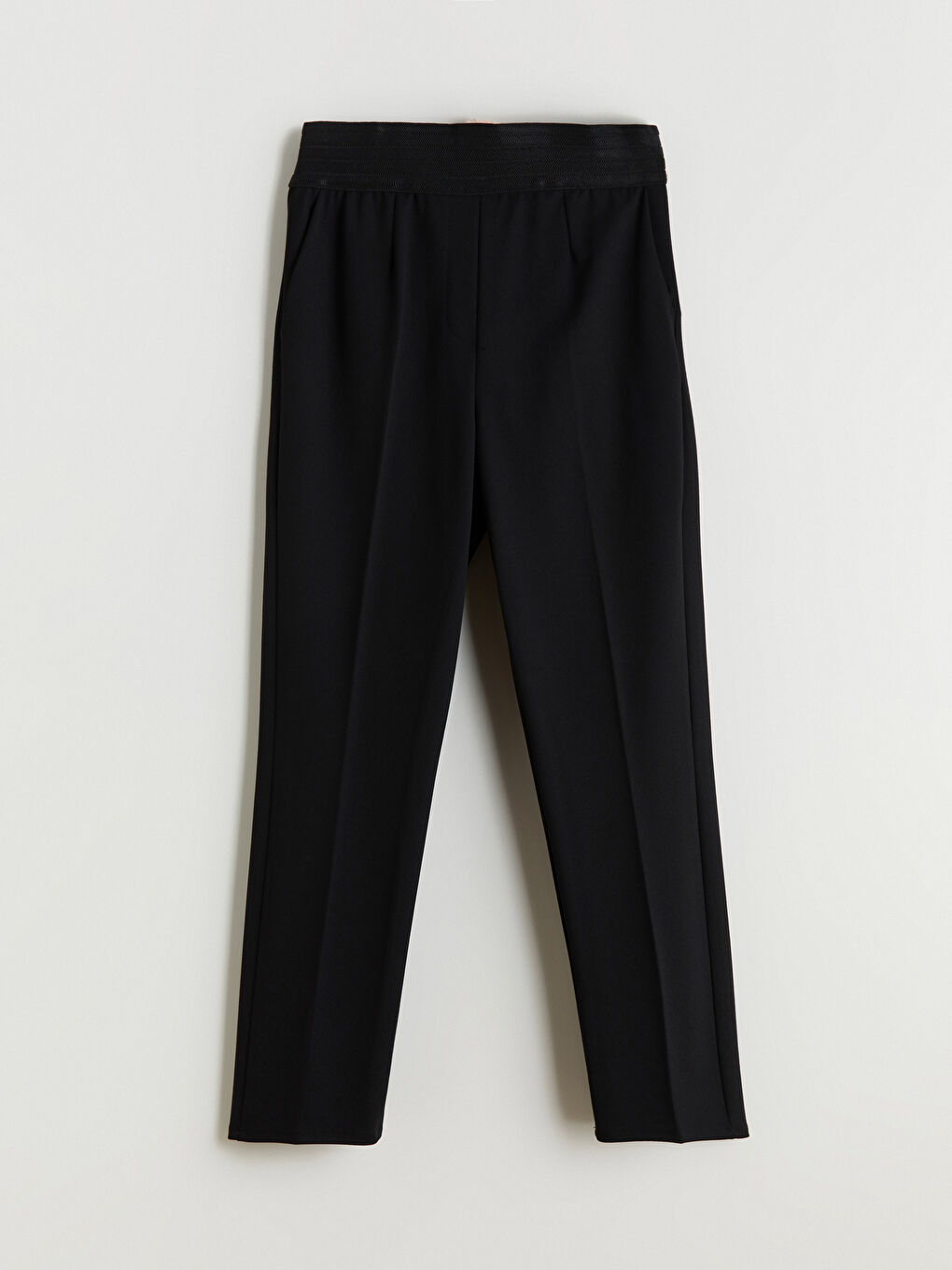 Siyah Beli Lastikli Kadın Pantolon-6