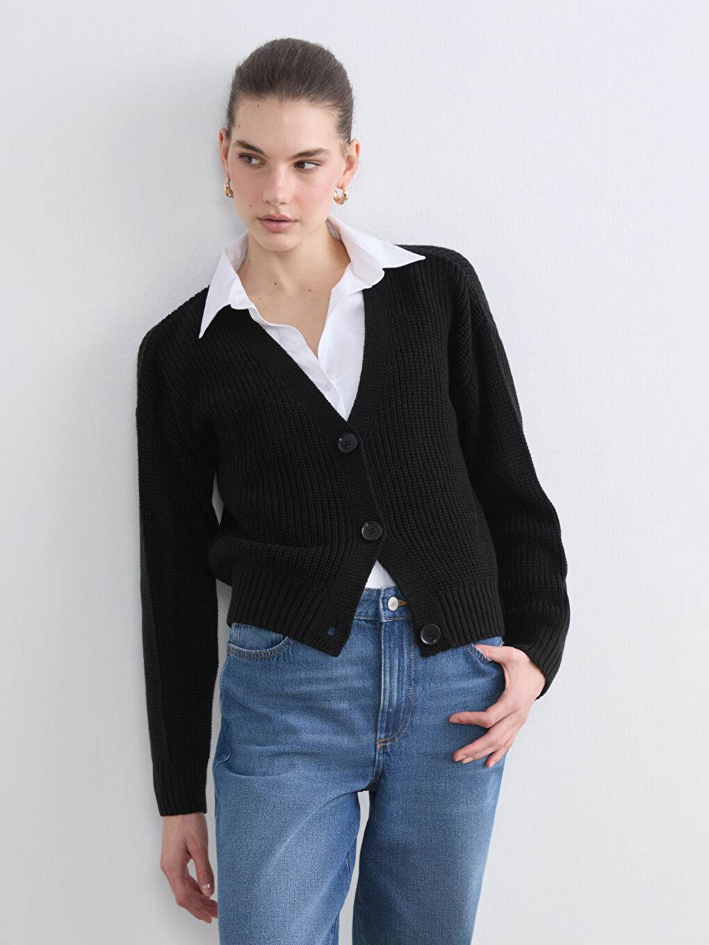 Woman BLACK Cardigan