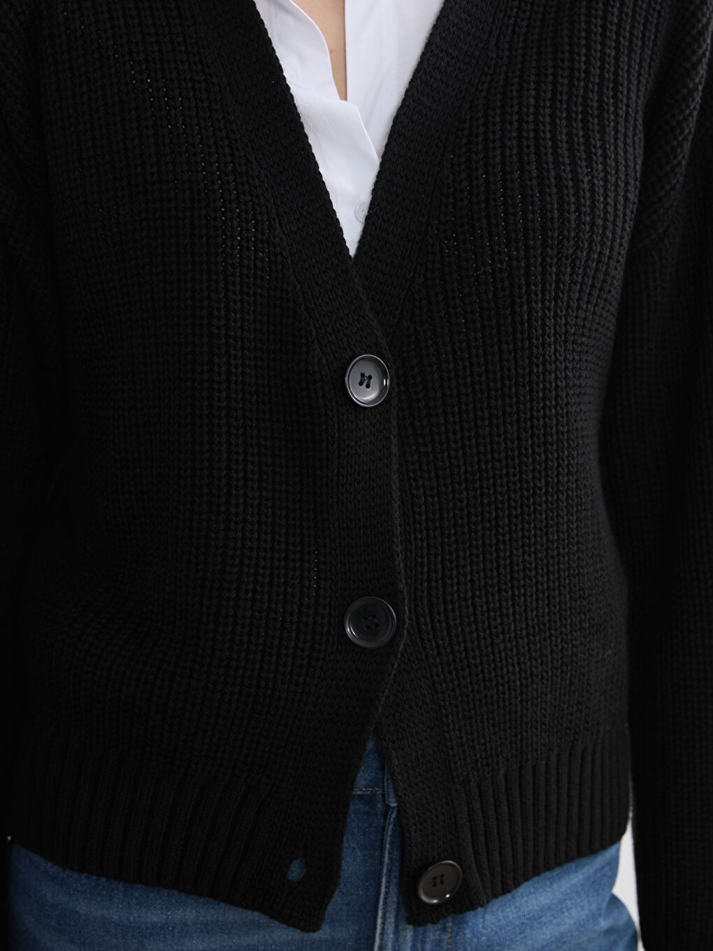 Woman BLACK Cardigan-2