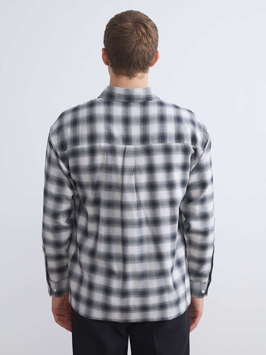 Relaxed Fit Long Sleeve Plaid Men's Flannel Shirt-3