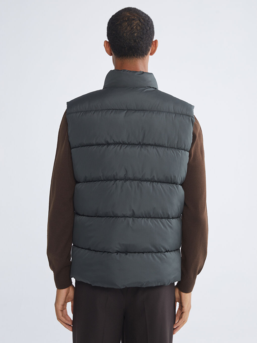 Man KHAKI Puffer Gilet-4