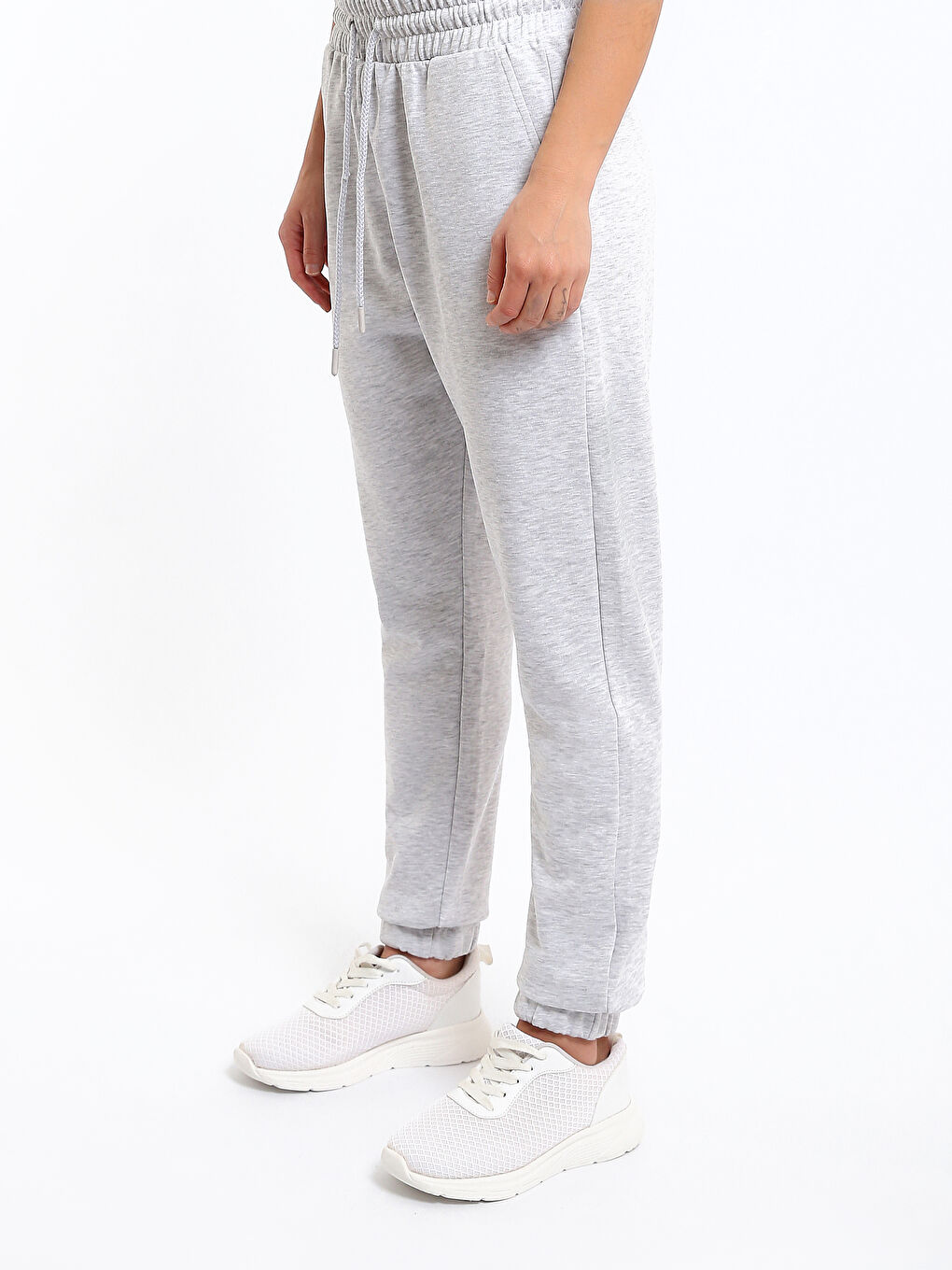 Elastic Waist Pocket Detailed Women's Jogger Sweatpants-3