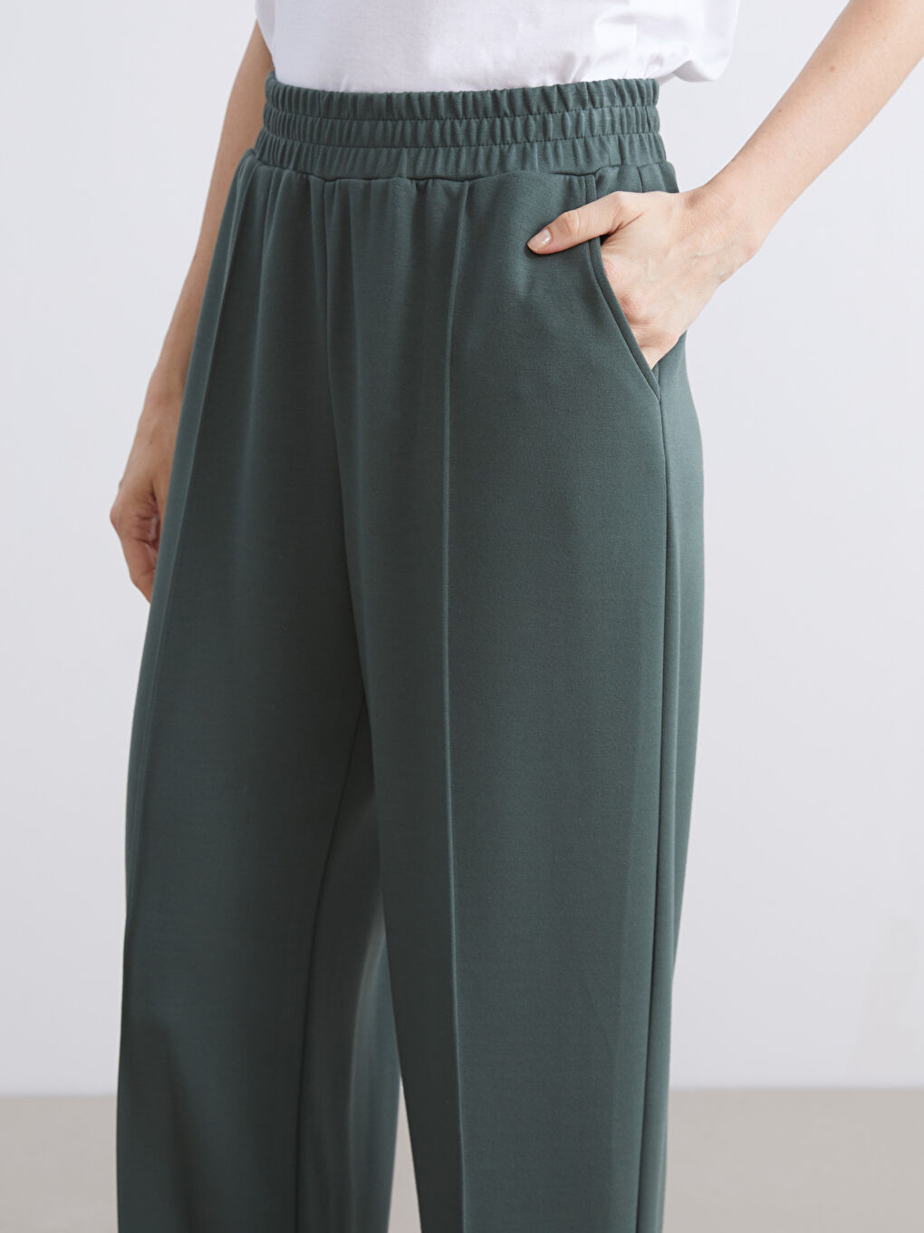 Women's Sweatpants with Elastic Waist-2