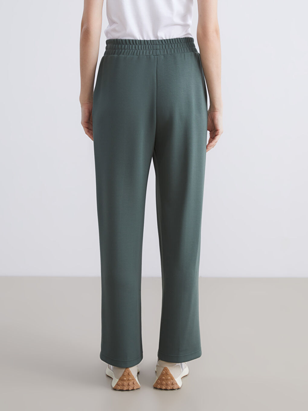 Women's Sweatpants with Elastic Waist-3