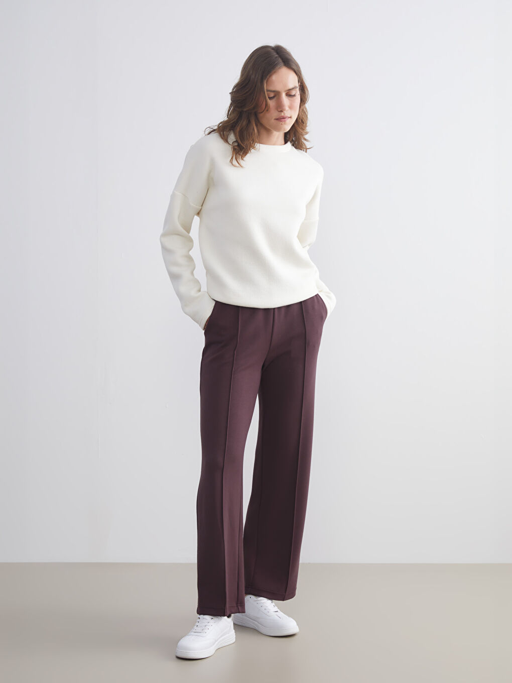 Women's Sweatpants with Elastic Waist