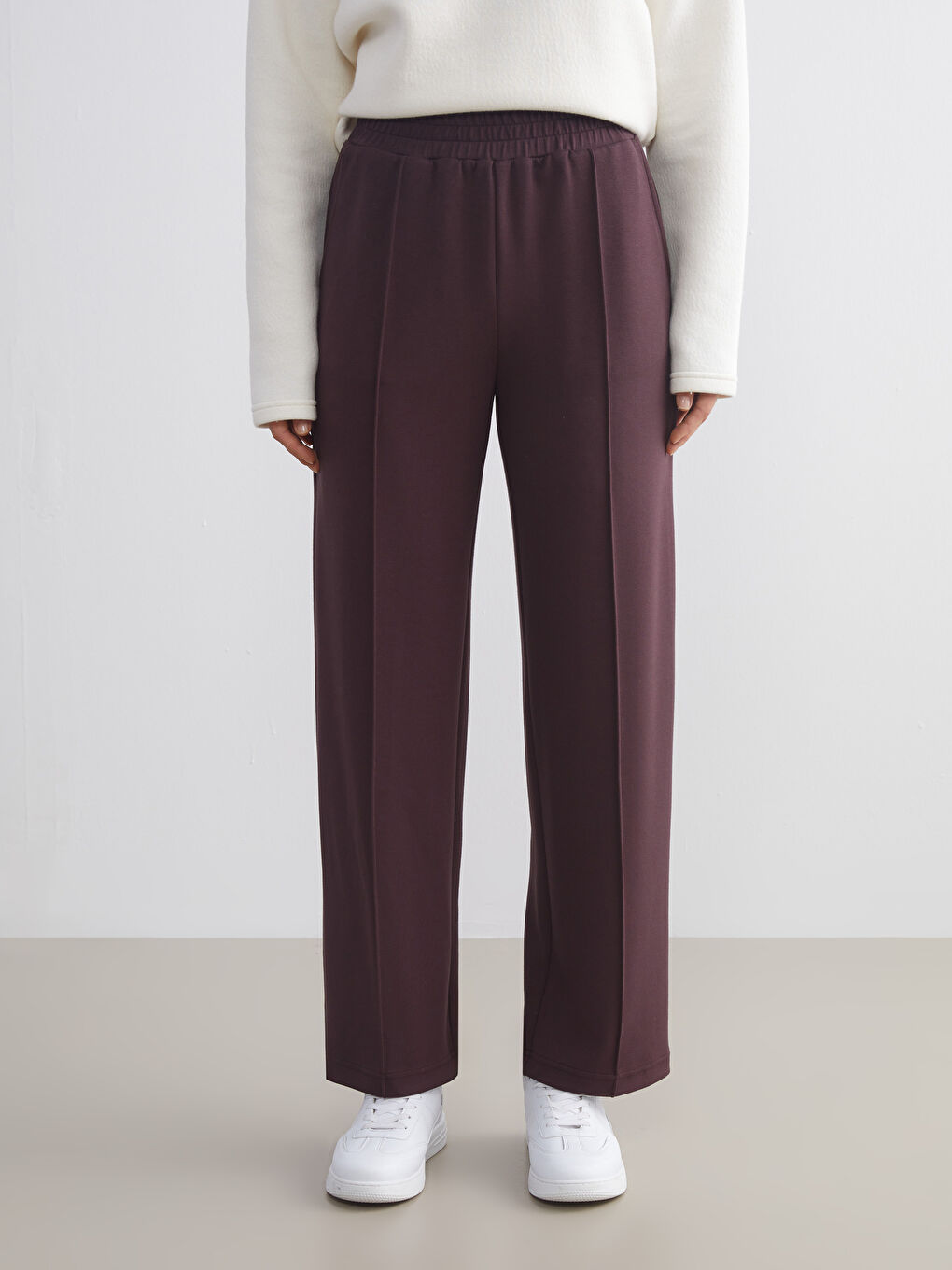 Women's Sweatpants with Elastic Waist-1