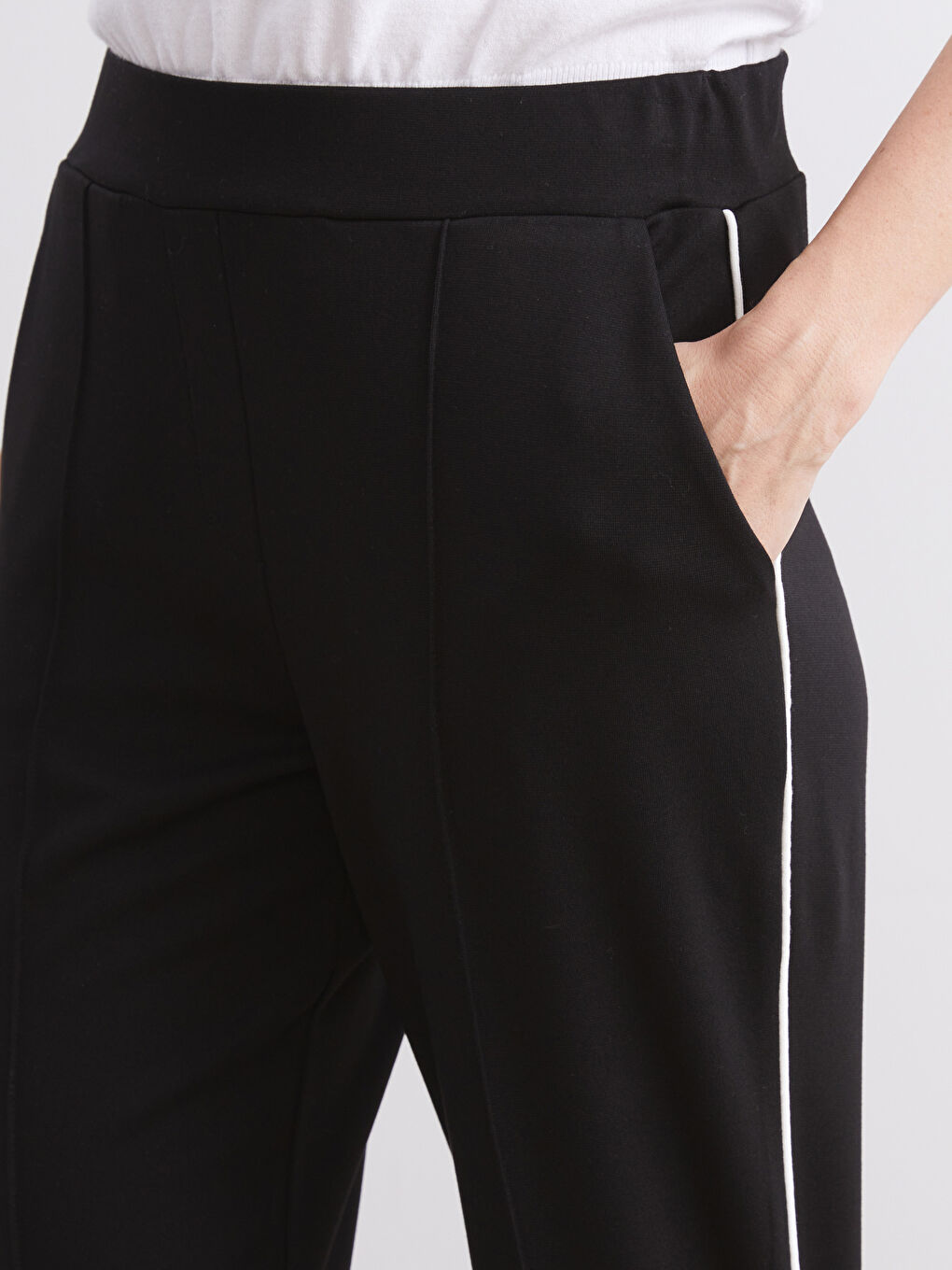 Siyah Beli Lastikli Kadın Pantolon-2