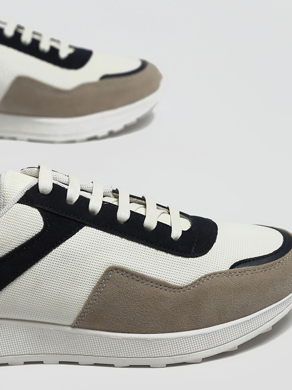 Lace-Up Men's Sneakers-2