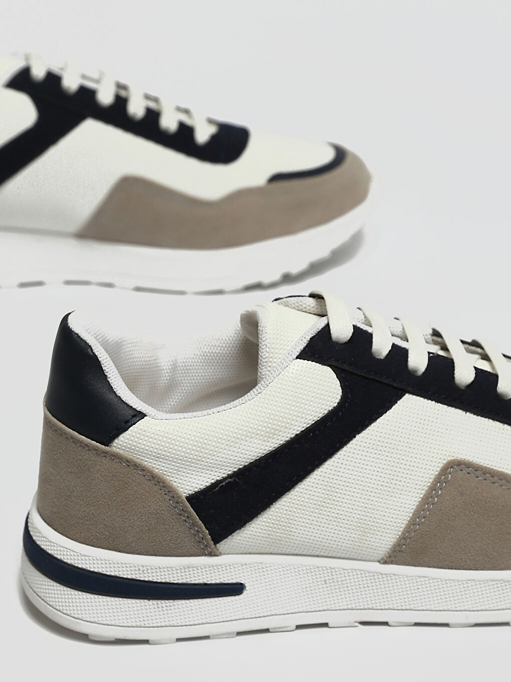 Lace-Up Men's Sneakers-3