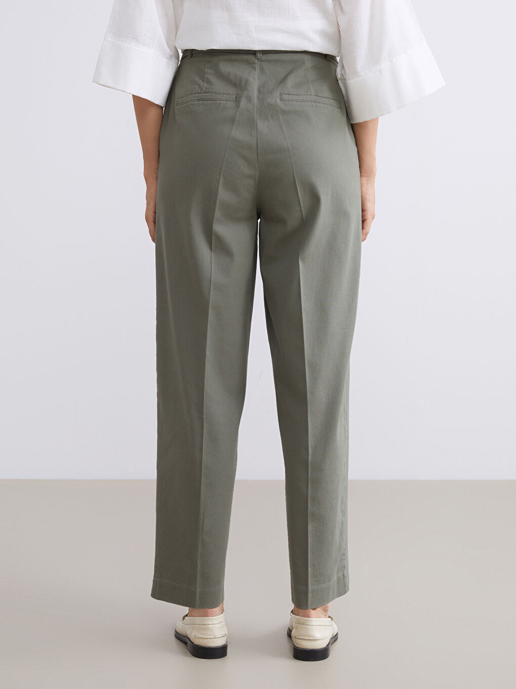 Standardni kroj Ženske pantalone-3