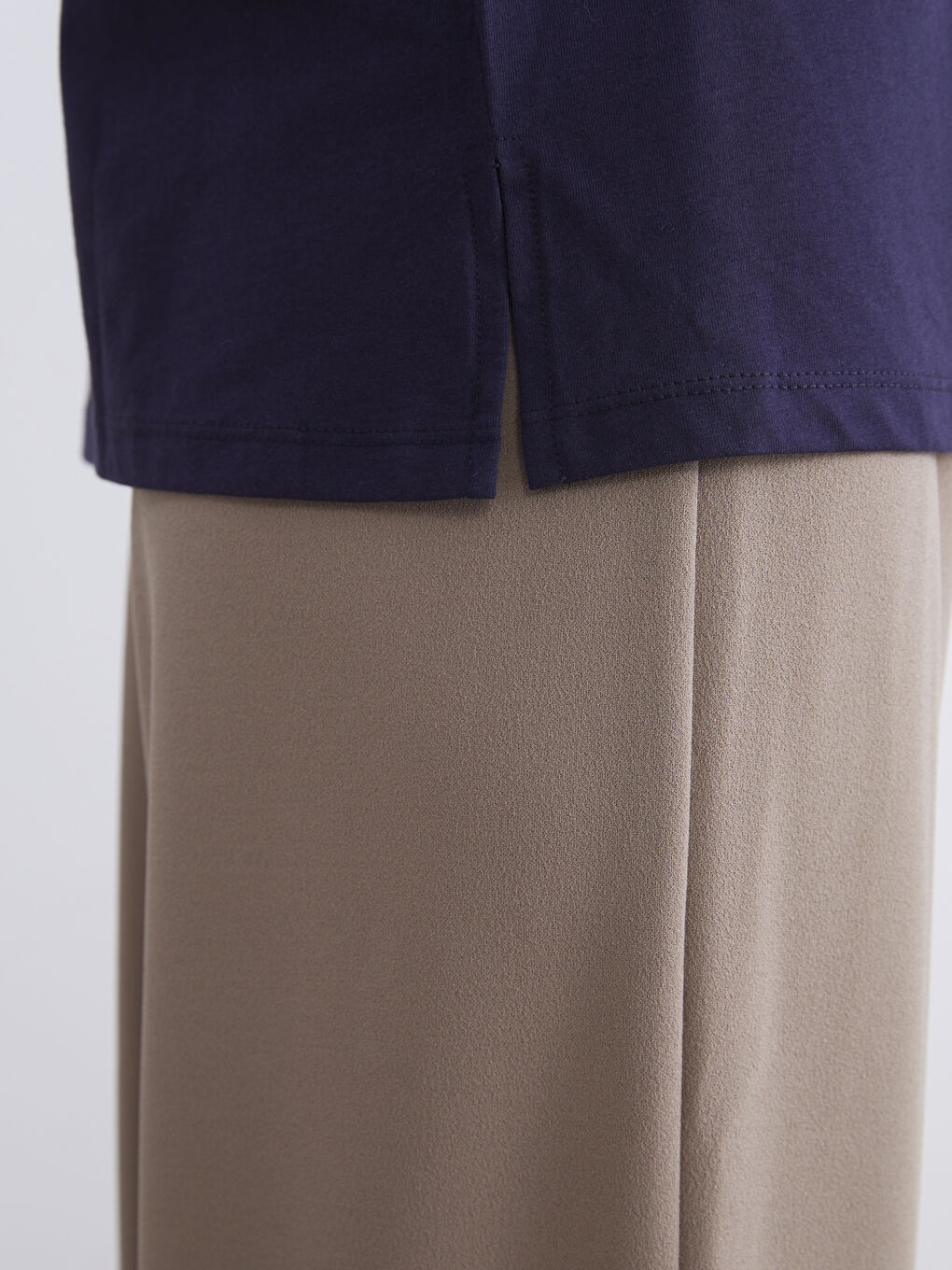 Lacivert Bisiklet Yaka Dekoratif Dikiş Detaylı Bluz-2