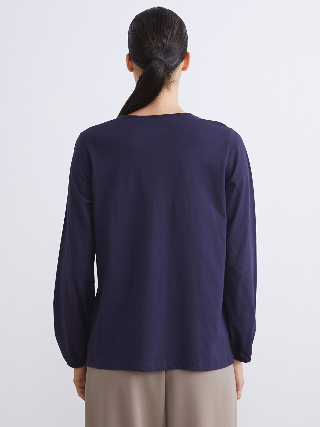 Lacivert Bisiklet Yaka Dekoratif Dikiş Detaylı Bluz-3