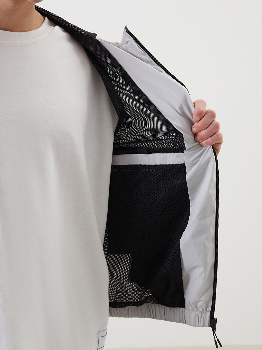 Gri Standart Kalıp Kapüşonlu Erkek Yağmurluk-7