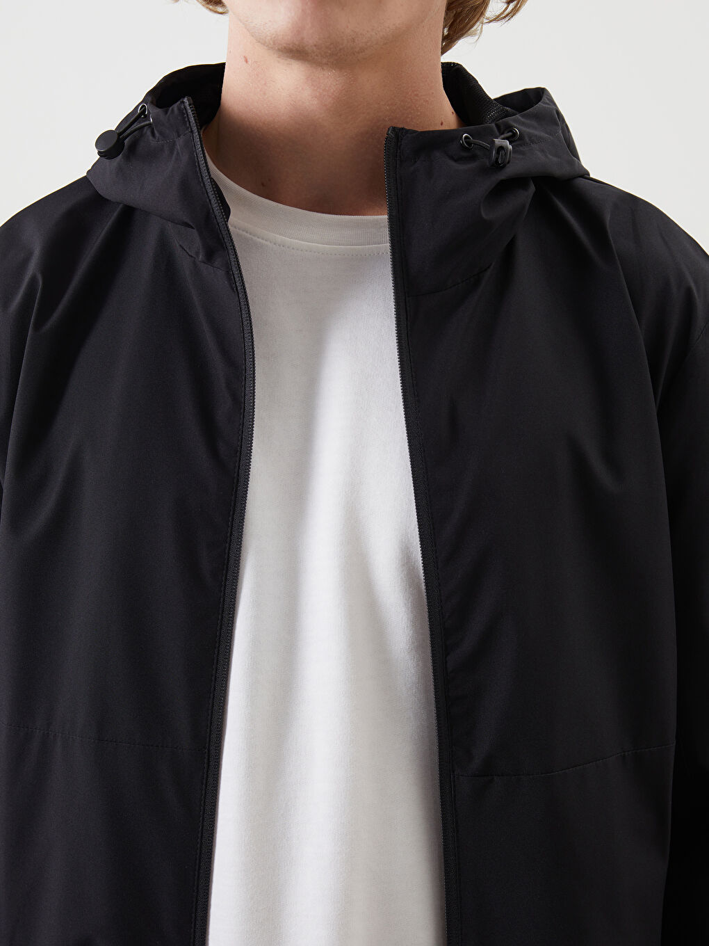 Regular Fit Hooded Men's Raincoat-5