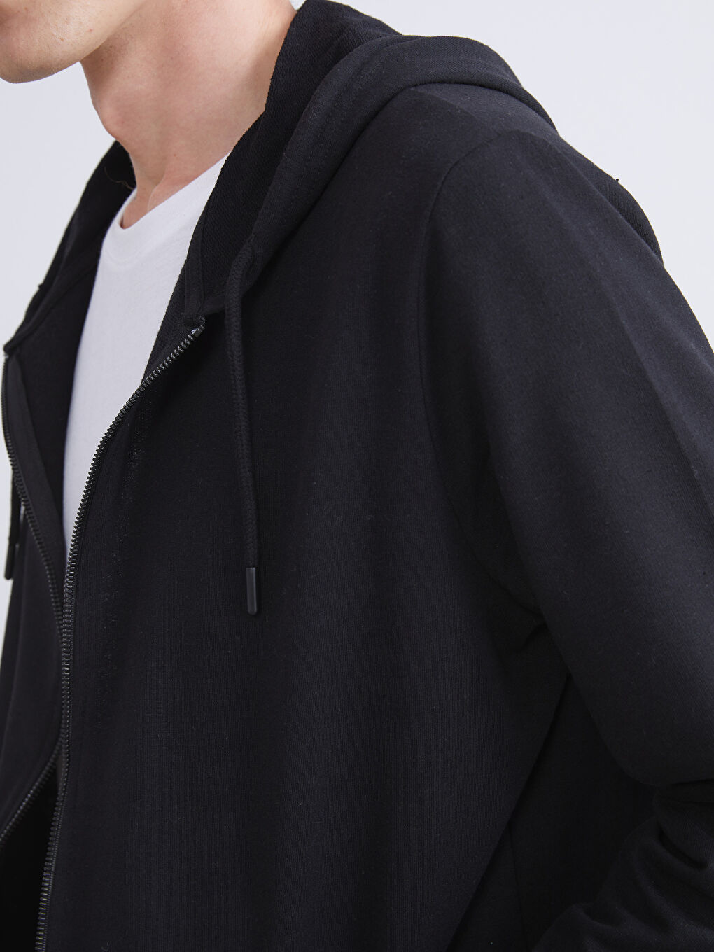 Siyah Kapüşonlu Uzun Kollu Erkek Fermuarlı Sweatshirt-2