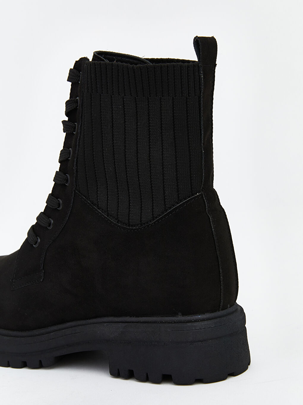 Siyah Süet Görünümlü Bağcıklı Kadın Bot-4