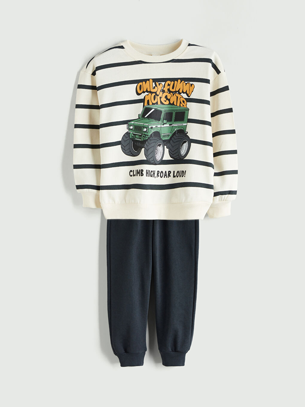 Crew Neck Boys' Sweatshirt and Sweatpants