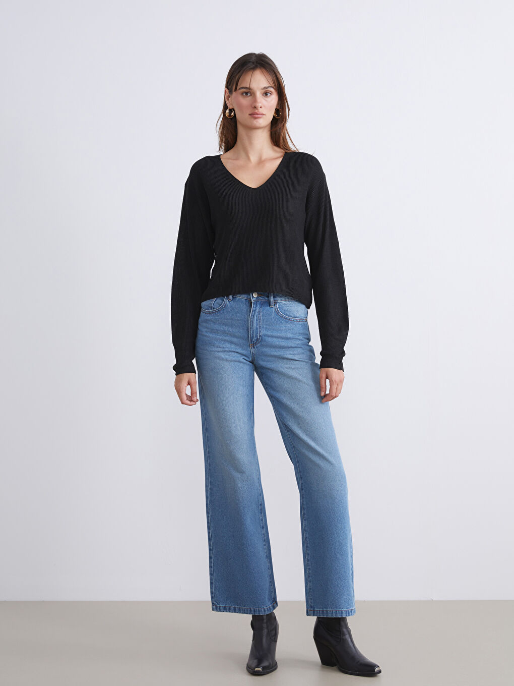 V Neck Women's Knitwear Sweater-1