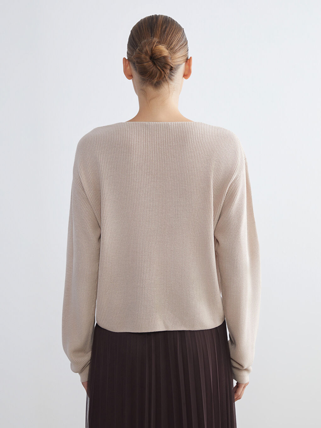 V Neck Women's Knitwear Sweater-3